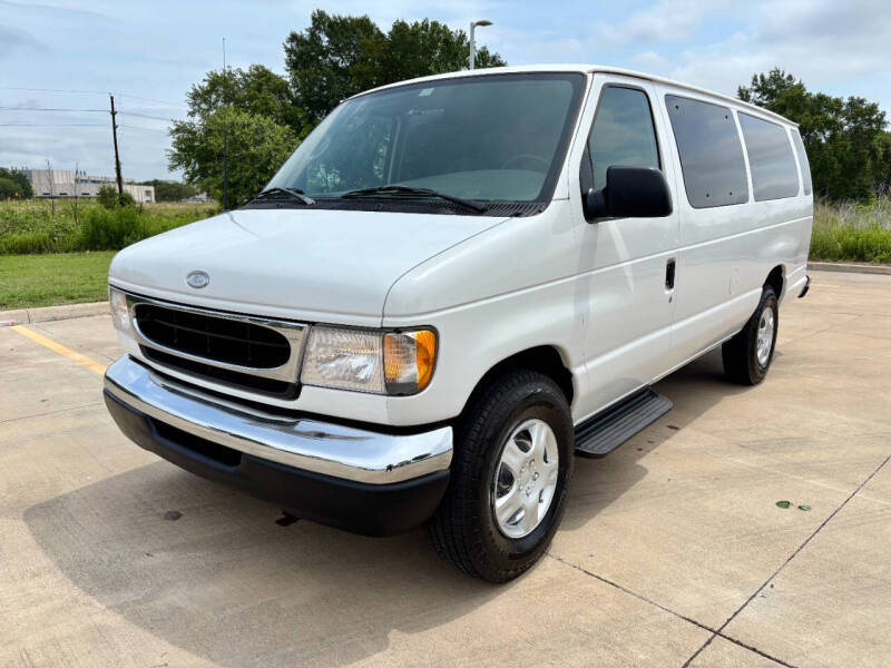 ford econoline wagon 2002 1FBSS31L32HA61851 image ford econoline wagon 2002 1FBSS31L32HA61851 image